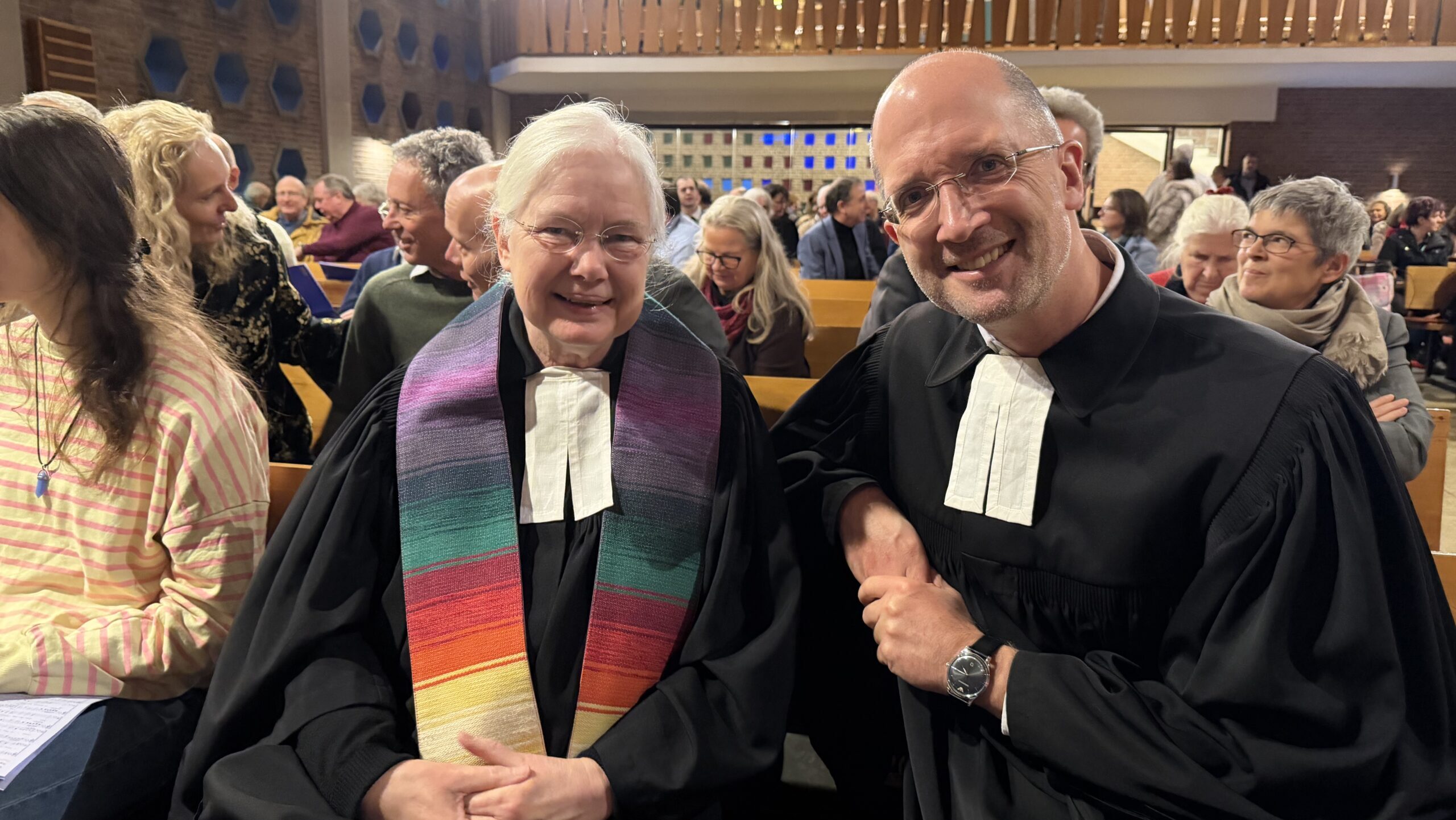 Mehr über den Artikel erfahren Ein Abschied mit aufrechtem Blick – Entpflichtung von Superintendentin Susanne Beuth